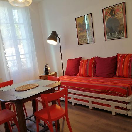La Loge Du Theatre - Saintes Apartment Ngoại thất bức ảnh