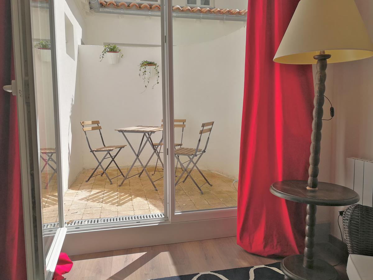 La Loge Du Theatre - Saintes Apartment Ngoại thất bức ảnh