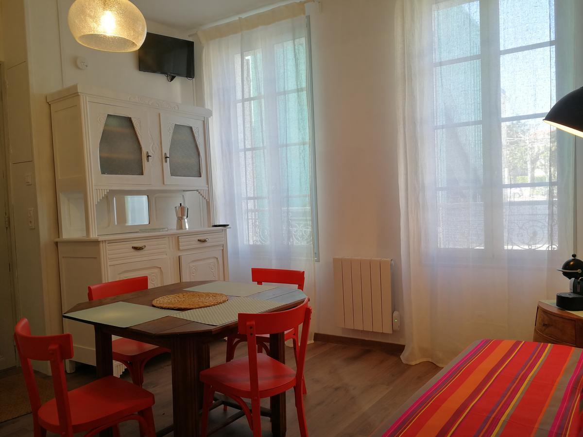 La Loge Du Theatre - Saintes Apartment Ngoại thất bức ảnh